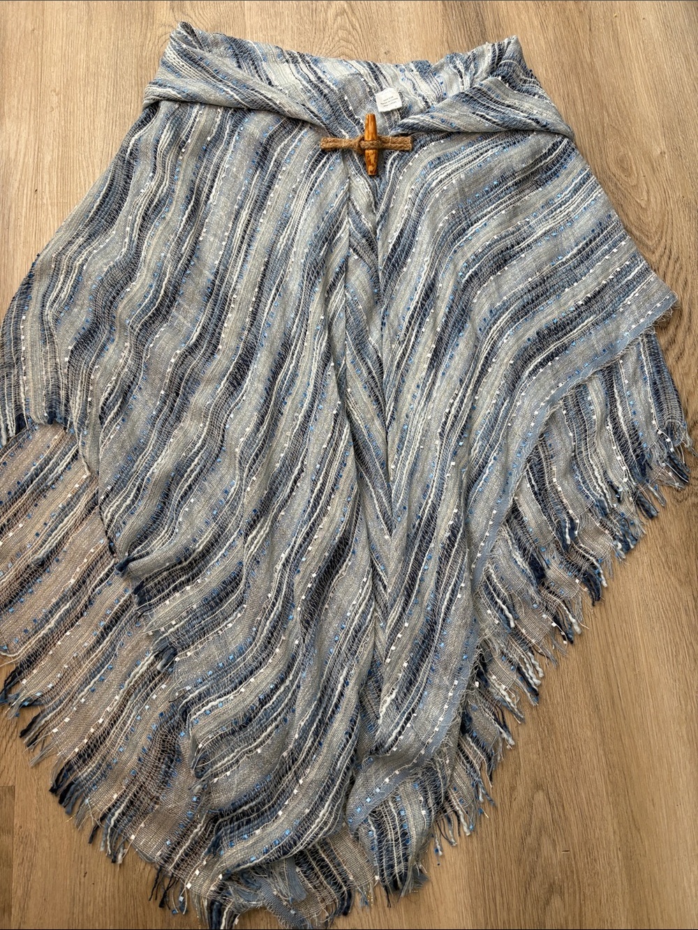 Cracker Barrel CBOCS Blue Striped Open Weave Toggle Poncho Shawl OS swim cover